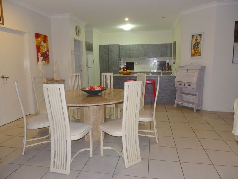1B Ferndahl, Varsity Lakes QLD 4227