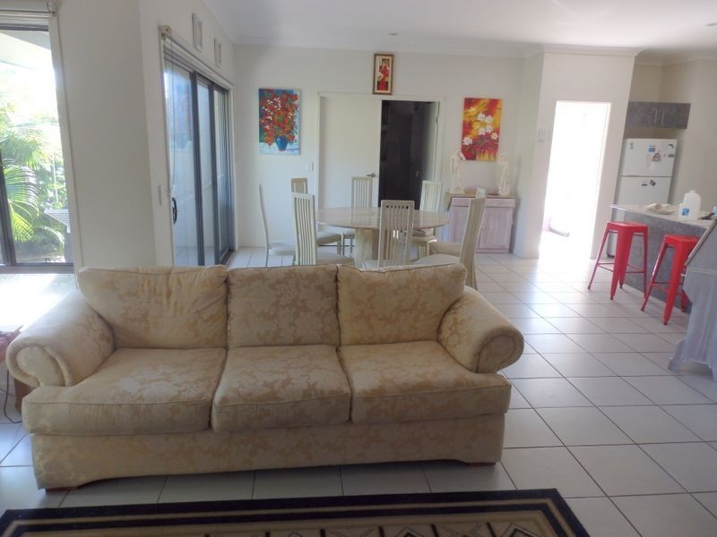 1B Ferndahl, Varsity Lakes QLD 4227