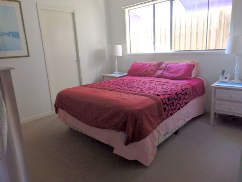1B Ferndahl, Varsity Lakes QLD 4227