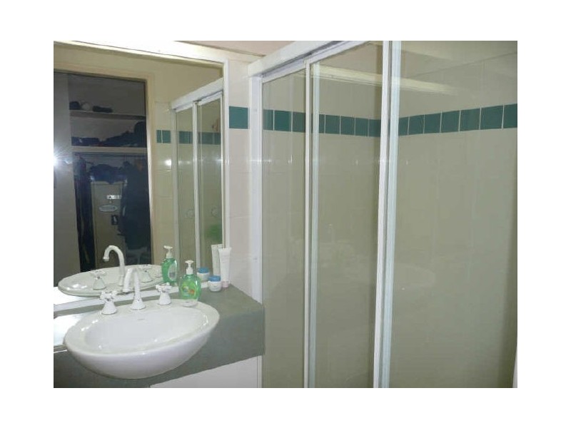 23/1 Township Drive, Burleigh Heads QLD 4220