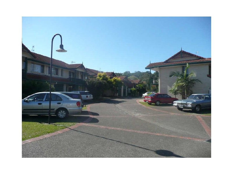 23/1 Township Drive, Burleigh Heads QLD 4220