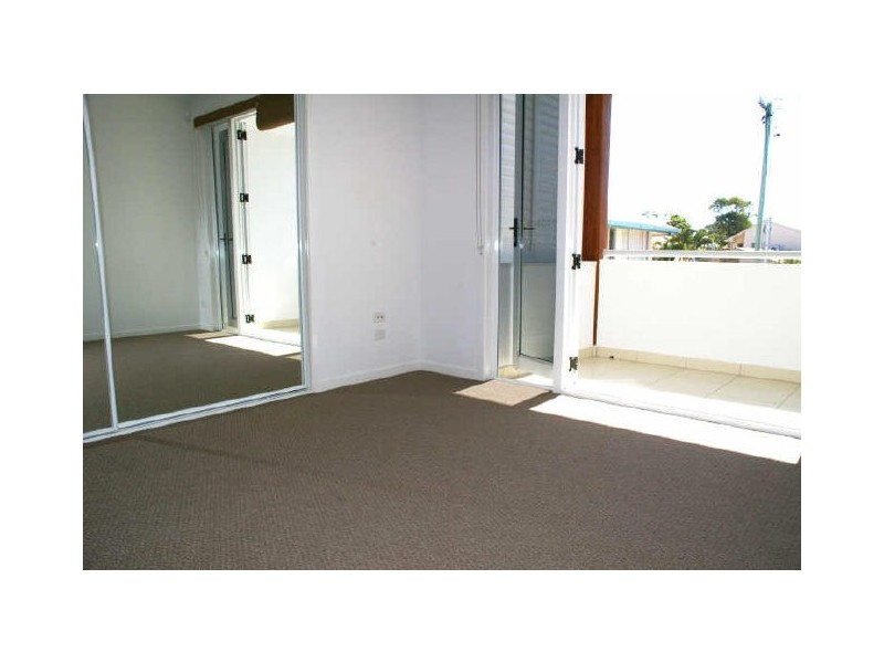 1/4 Cedar Court, Burleigh Heads QLD 4220