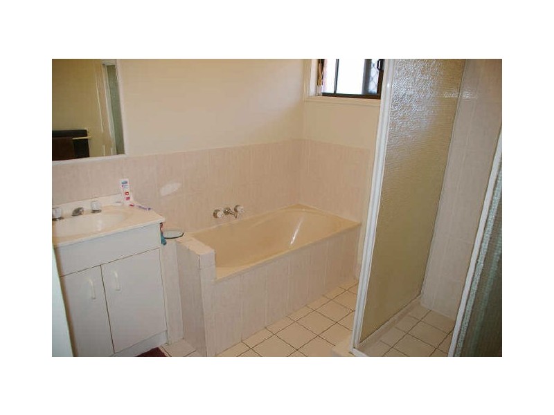 11 Seafoam Close, Varsity Lakes QLD 4227