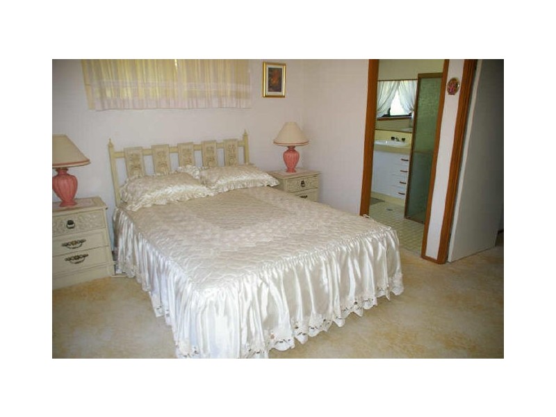 20 Coachwood Court, Burleigh Waters QLD 4220