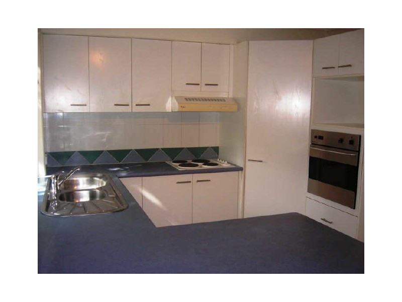 18/2 Pappas Way, Carrara QLD 4211