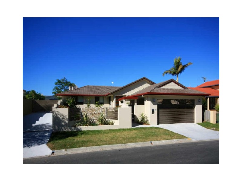 3 Omao Avenue, Burleigh Waters QLD 4220