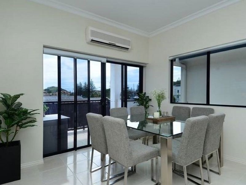 9/2008-201 Gold Coast Highway, Miami QLD 4220