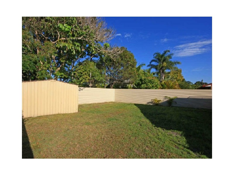 116 Burleigh St, Burleigh Waters QLD 4220