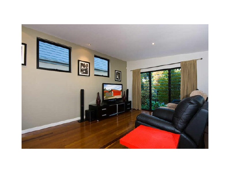 26 Acanthus Avenue, Burleigh Heads QLD 4220