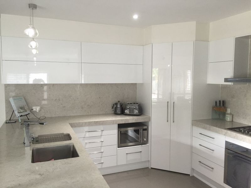 13 Gardendale Crescent, Burleigh Waters QLD 4220