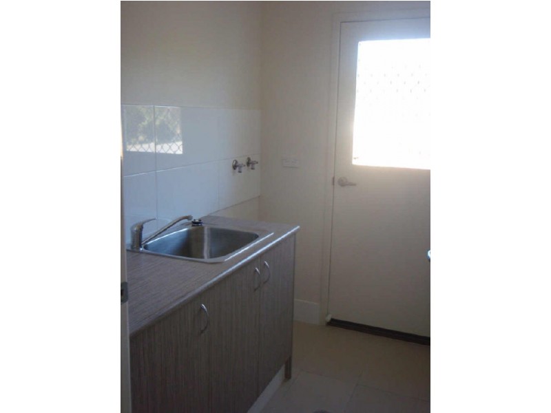 2/1 Richardson Crescent, Upper Coomera QLD 4209