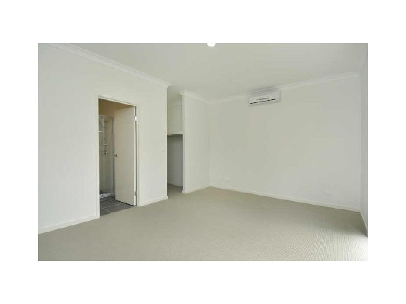 Varsity Lakes QLD 4227