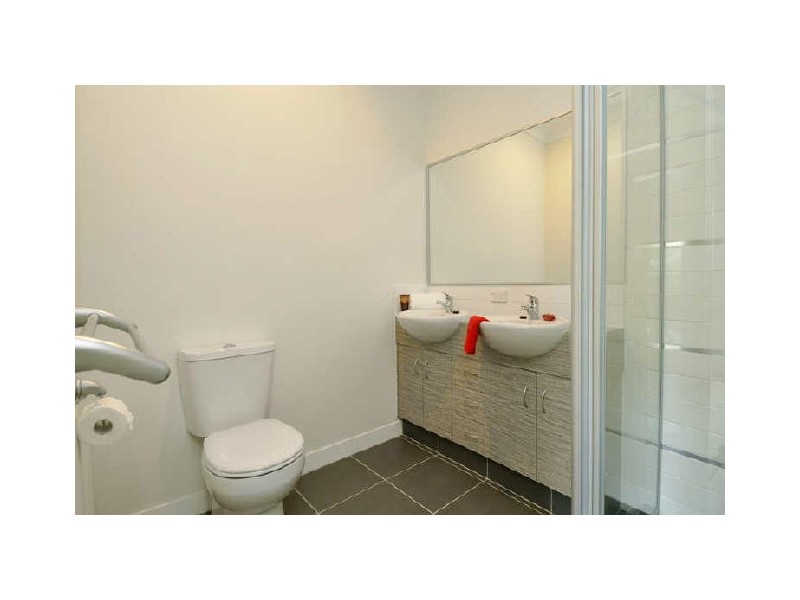 Varsity Lakes QLD 4227