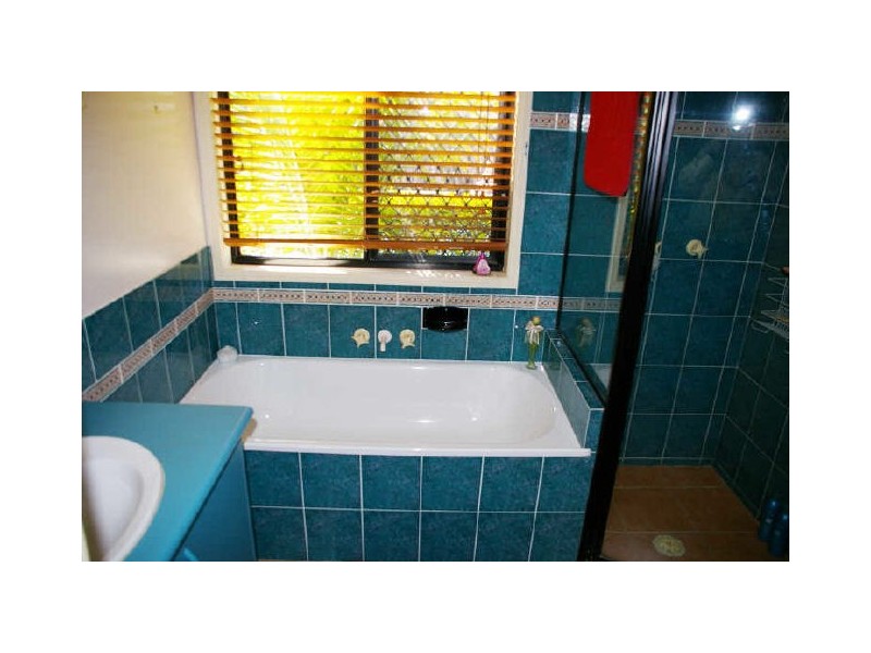 1 Bleadon Place, Mudgeeraba QLD 4213