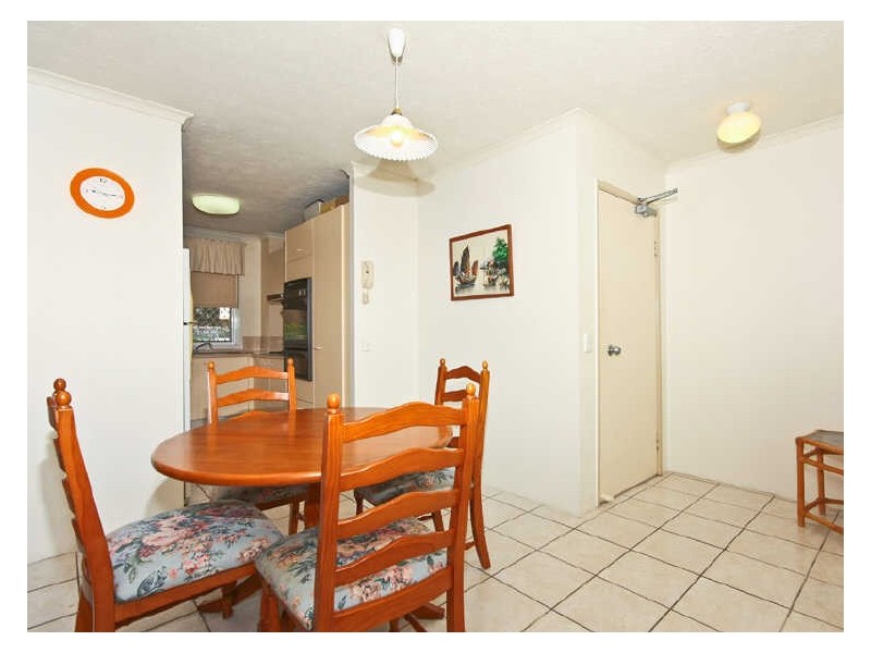 3/300 The Esplanade, Burleigh Heads QLD 4220