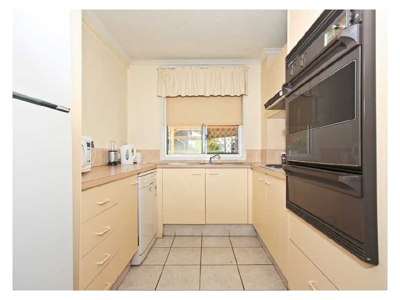 3/300 The Esplanade, Burleigh Heads QLD 4220