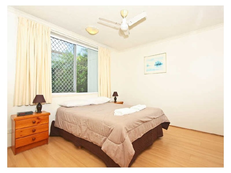3/300 The Esplanade, Burleigh Heads QLD 4220