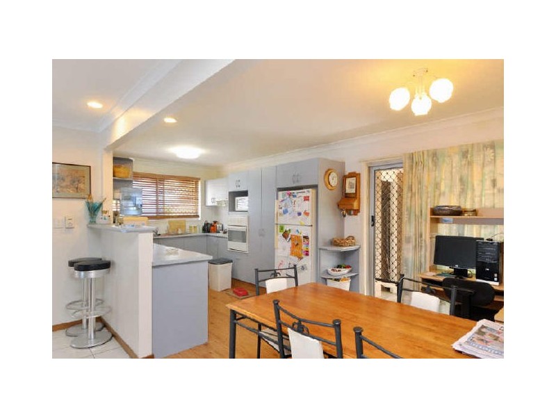 1 Joy Avenue, Burleigh Waters QLD 4220