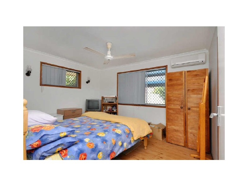 1 Joy Avenue, Burleigh Waters QLD 4220