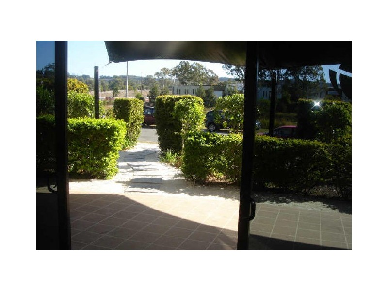 1/11 Crown Court, Varsity Lakes QLD 4227