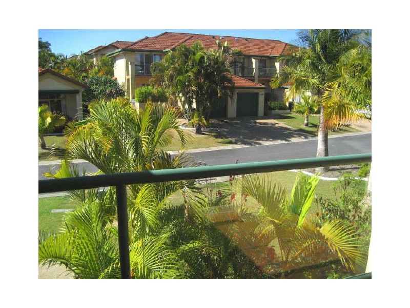 126/152 Palm Meadows Drive, Carrara QLD 4211