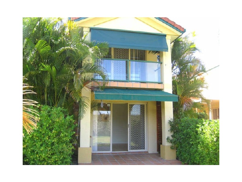 126/152 Palm Meadows Drive, Carrara QLD 4211