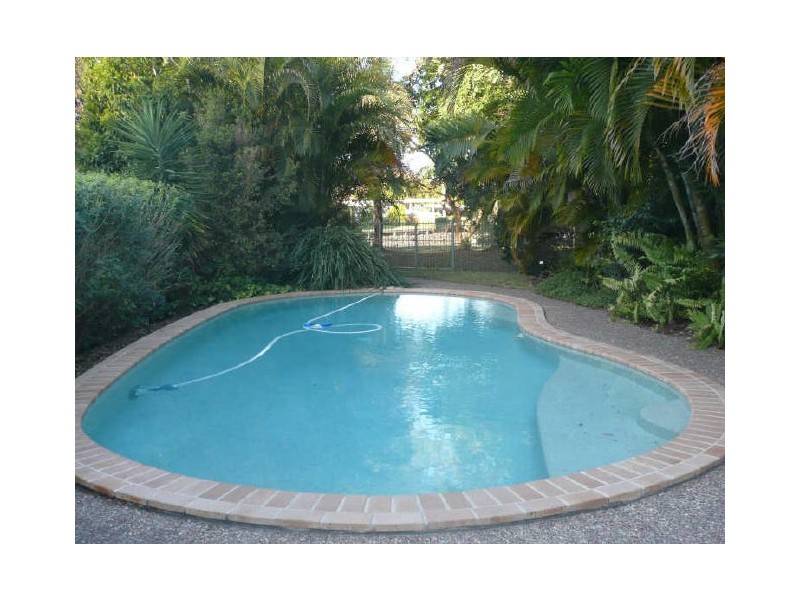 34 Pindari Avenue, Burleigh Heads QLD 4220