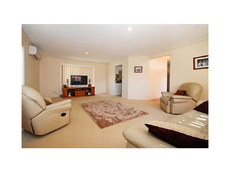 40 Straite Drive, Robina QLD 4226