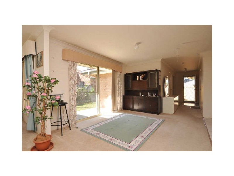 8 Lolita Ct, Varsity Lakes QLD 4227