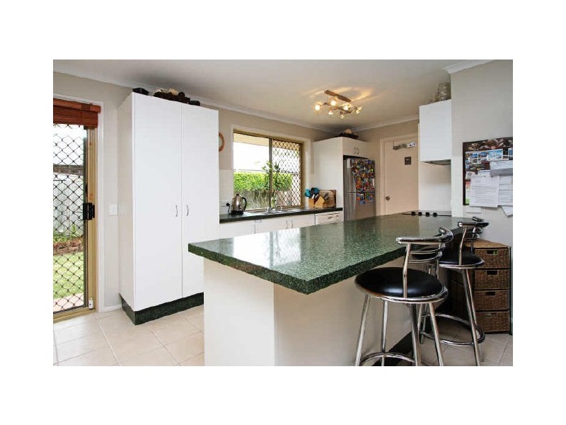 18 Southlake Dr, Varsity Lakes QLD 4227