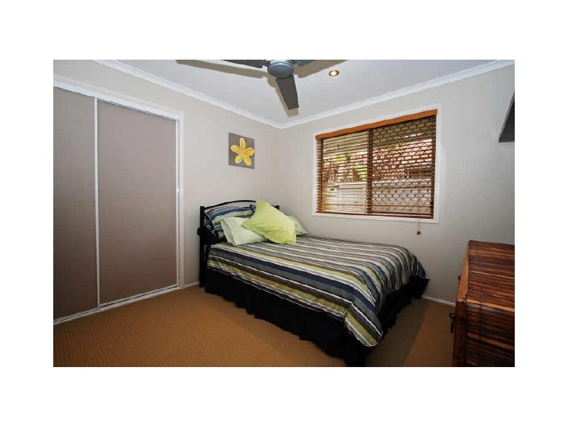 18 Southlake Dr, Varsity Lakes QLD 4227