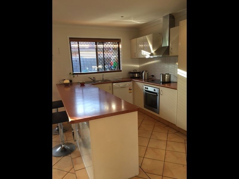 107 Harrier Drive, Burleigh Waters QLD 4220