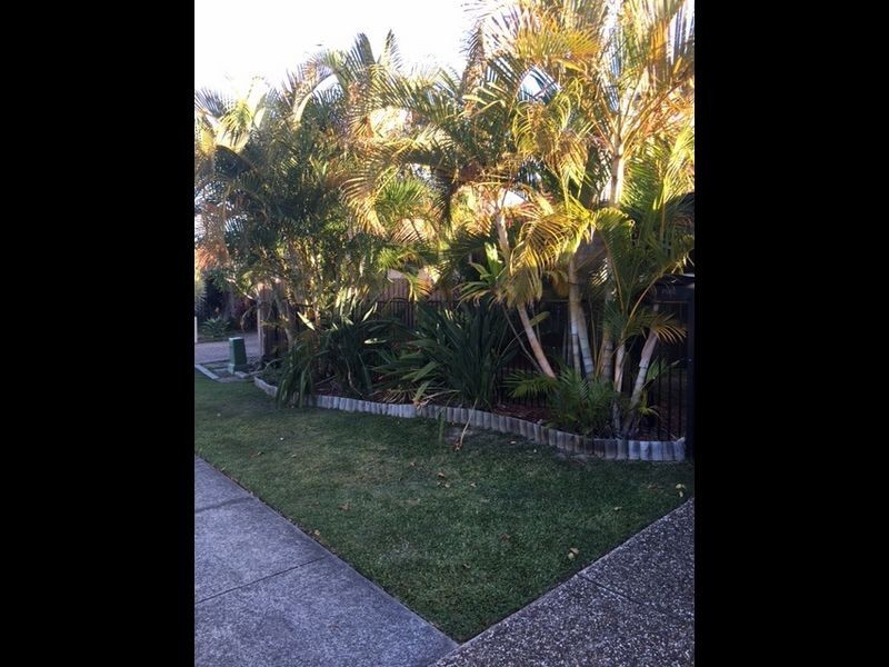 107 Harrier Drive, Burleigh Waters QLD 4220