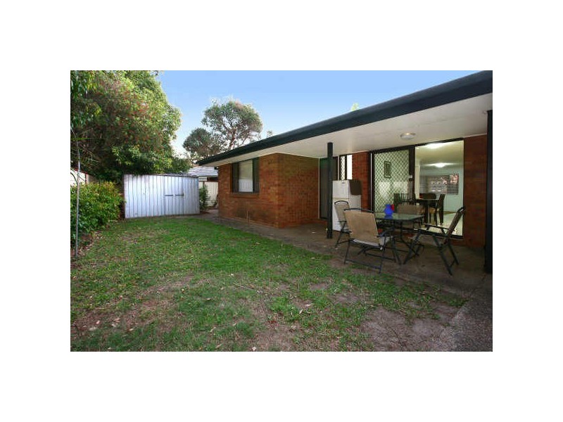 2/9 Flora Cl, Burleigh Waters QLD 4220