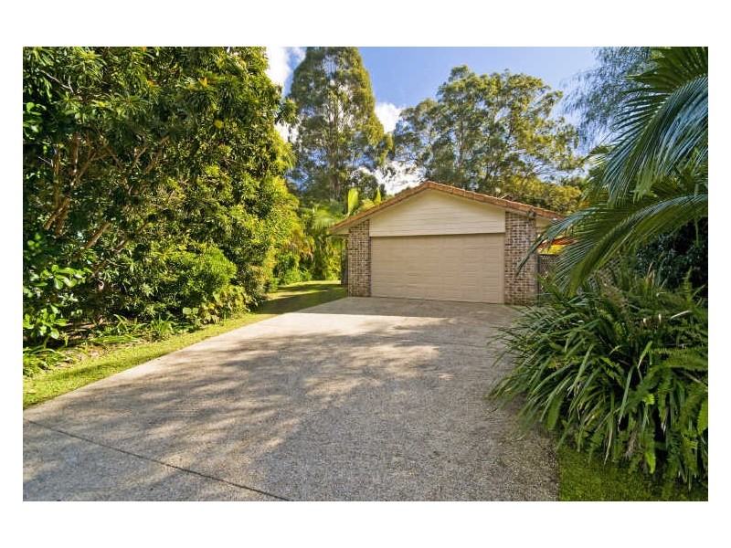 18 Camphorlaurel Court, Tallebudgera Valley QLD 4228