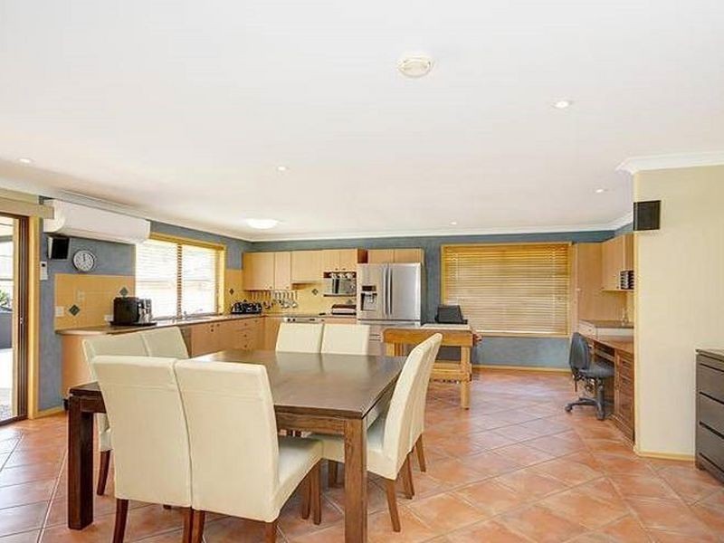 3 Maple Court, Burleigh Waters QLD 4220