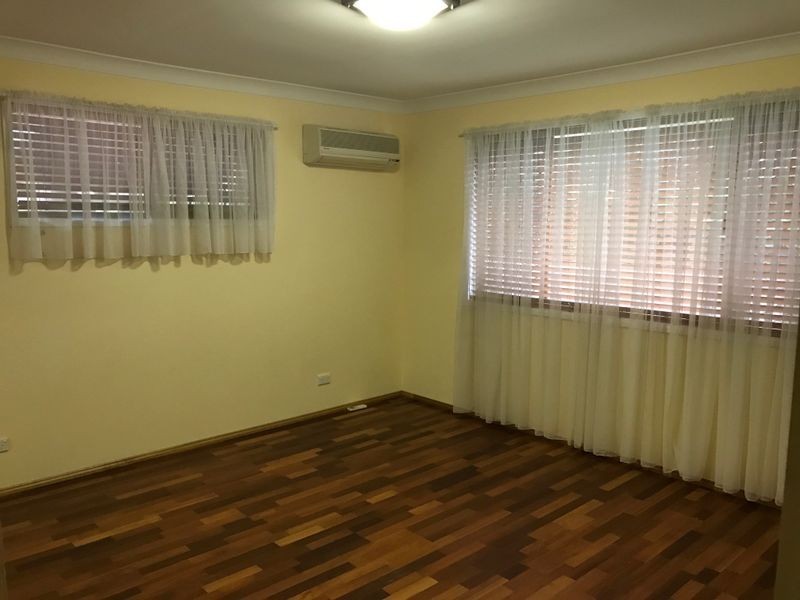 2 Rangeview Court, Burleigh Waters QLD 4220