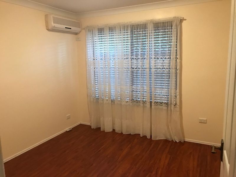 2 Rangeview Court, Burleigh Waters QLD 4220