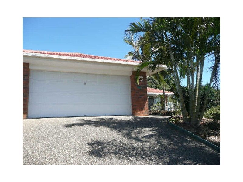 11 Quigan Terrace, Highland Park QLD 4211