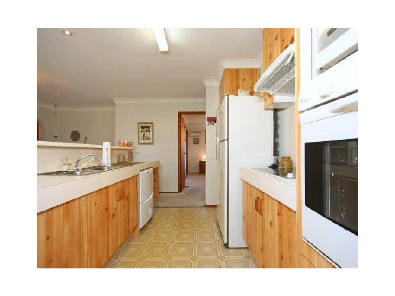 13 Oakland Ct, Burleigh Waters QLD 4220
