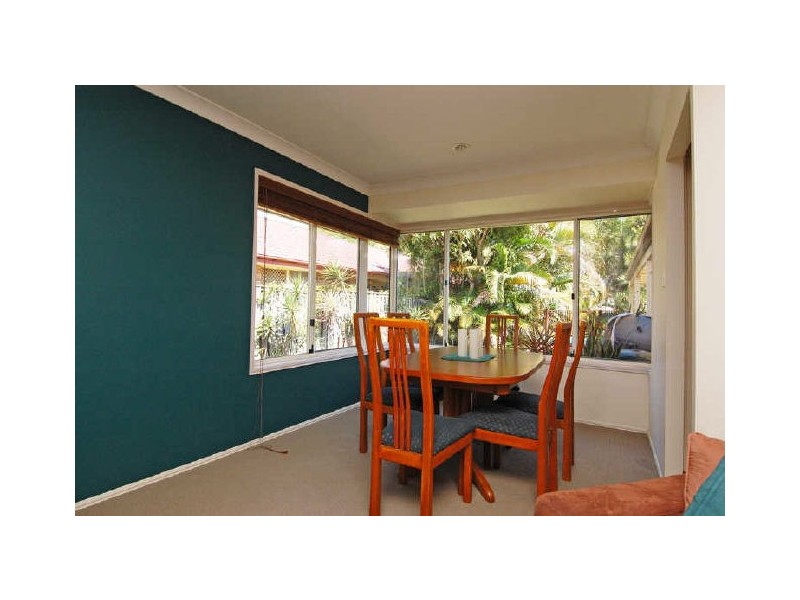 18 Belrose Blvd, Varsity Lakes QLD 4227