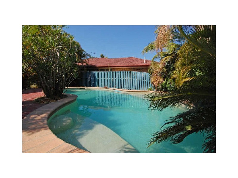 18 Belrose Blvd, Varsity Lakes QLD 4227