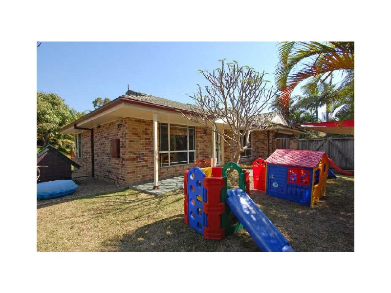 18 Belrose Blvd, Varsity Lakes QLD 4227