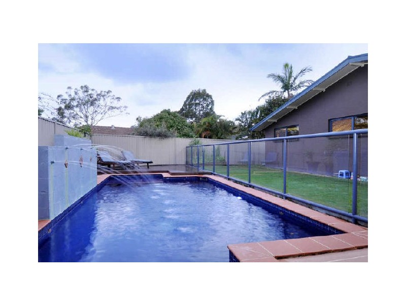 127 Acanthus Av, Burleigh Waters QLD 4220