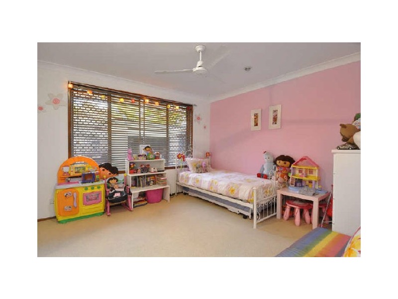 127 Acanthus Av, Burleigh Waters QLD 4220