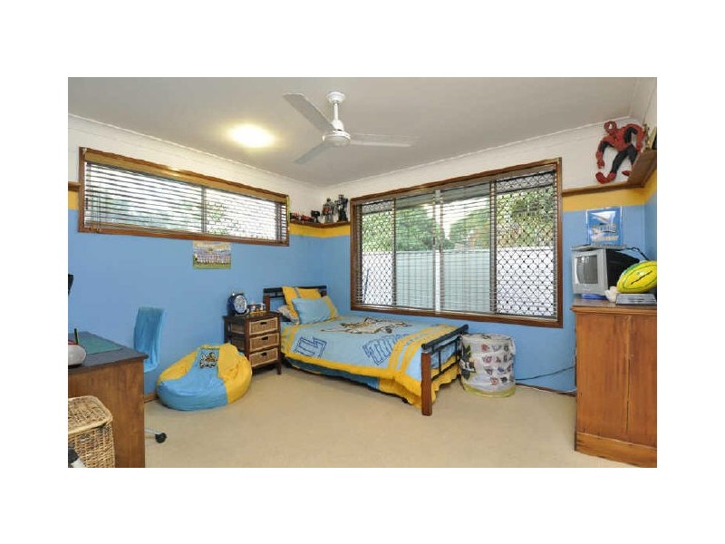 127 Acanthus Av, Burleigh Waters QLD 4220