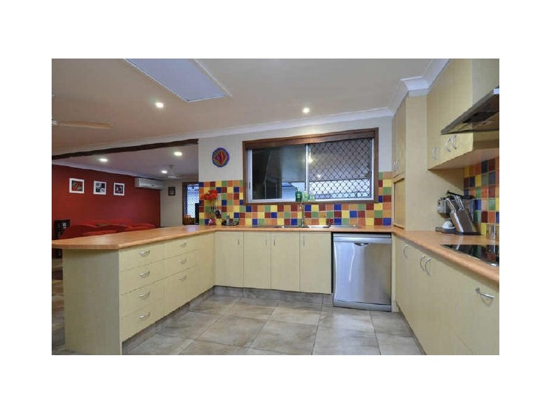 127 Acanthus Av, Burleigh Waters QLD 4220