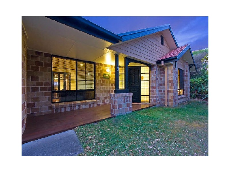 8 Barlee Court, Elanora QLD 4221