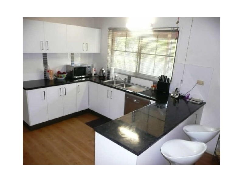4 Yoolantie Crs, Nerang QLD 4211