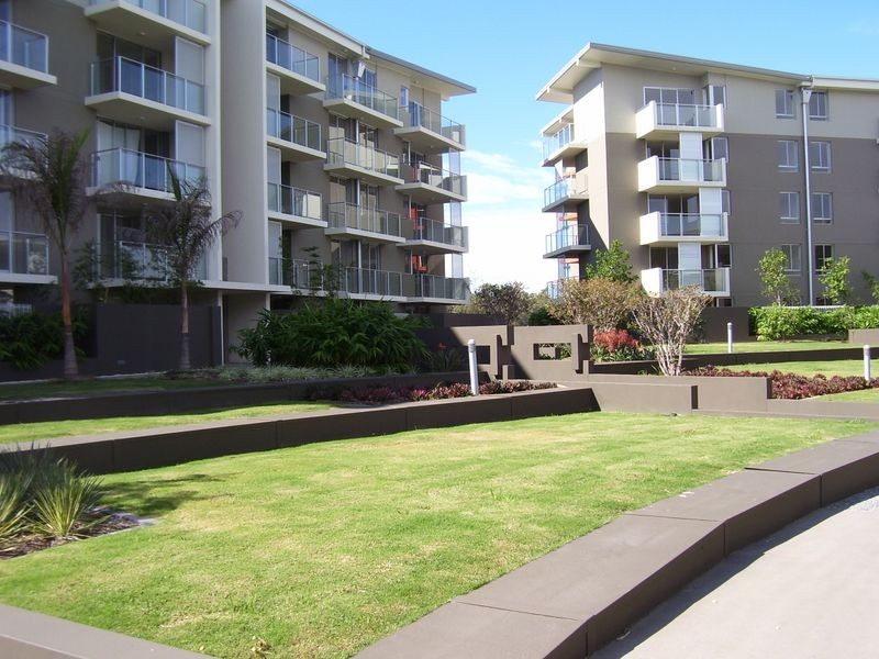 3505/12-14 Executive Drive, Burleigh Waters QLD 4220